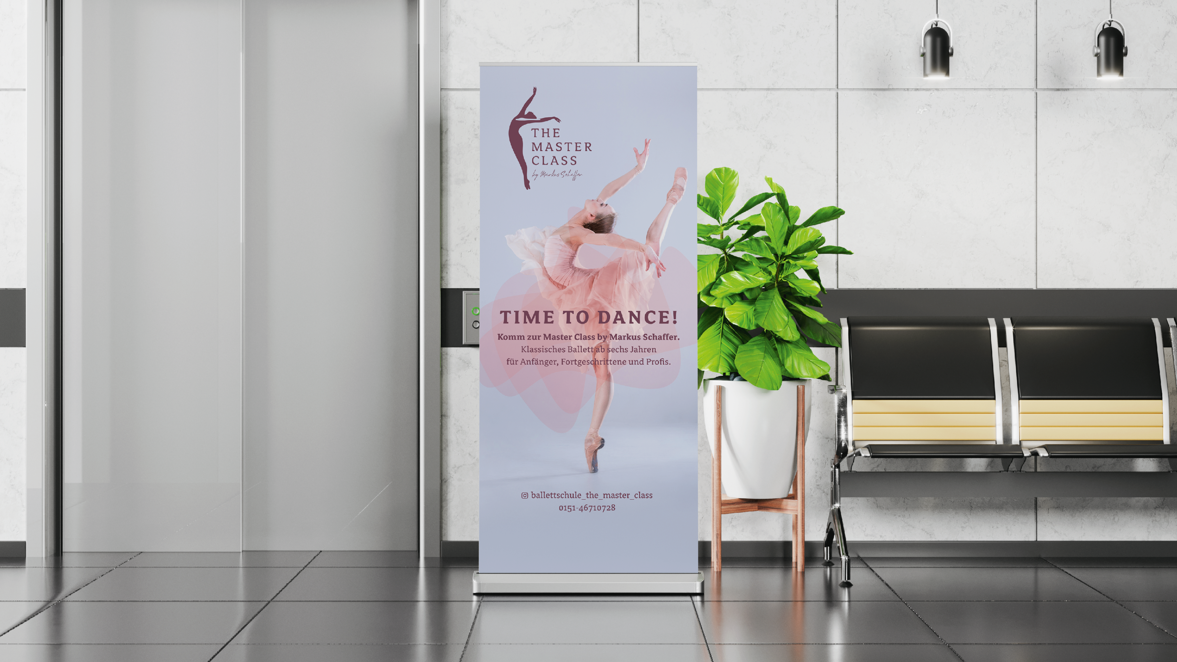 Rollup mit dem Keyvisual: Time to dance und der Balletttänzerin