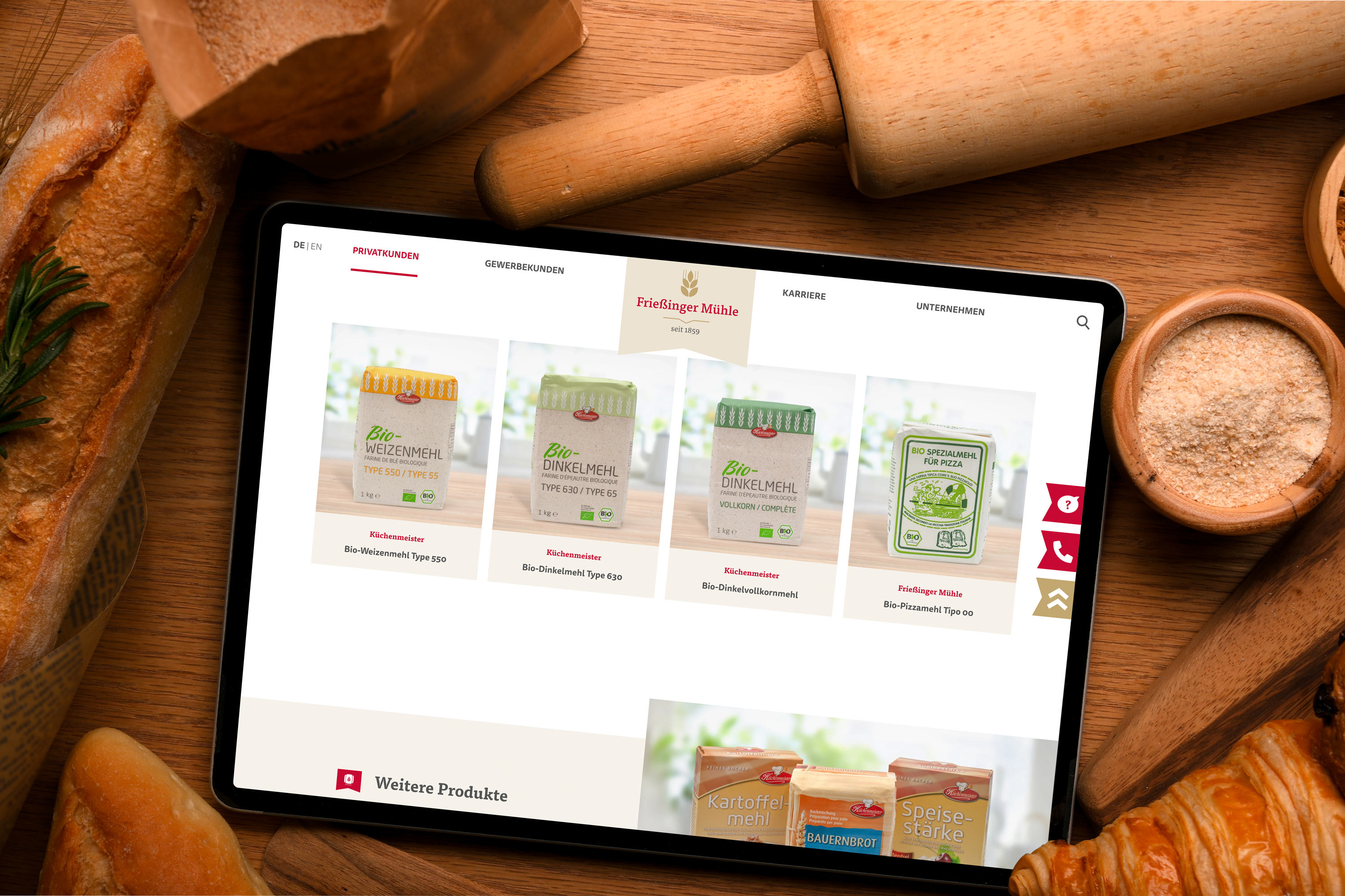 Produktübersicht der Mehle auf der Frießinger Mühle Website auf einem iPad